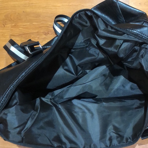 Bags - Picture 6 of 8